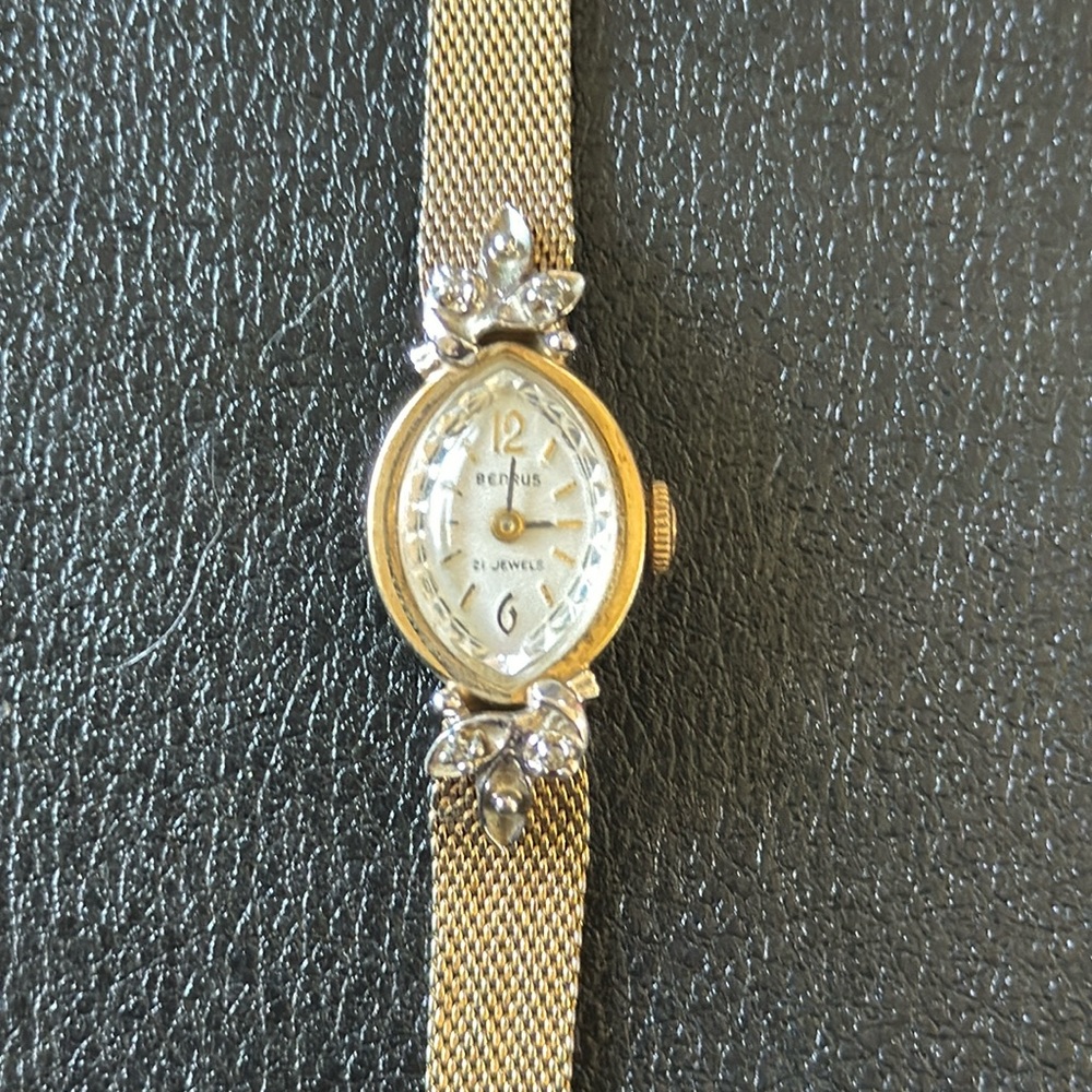Vintage Retro Benrus 21 Jewel Gold Diamond Mechanical Watch Antique